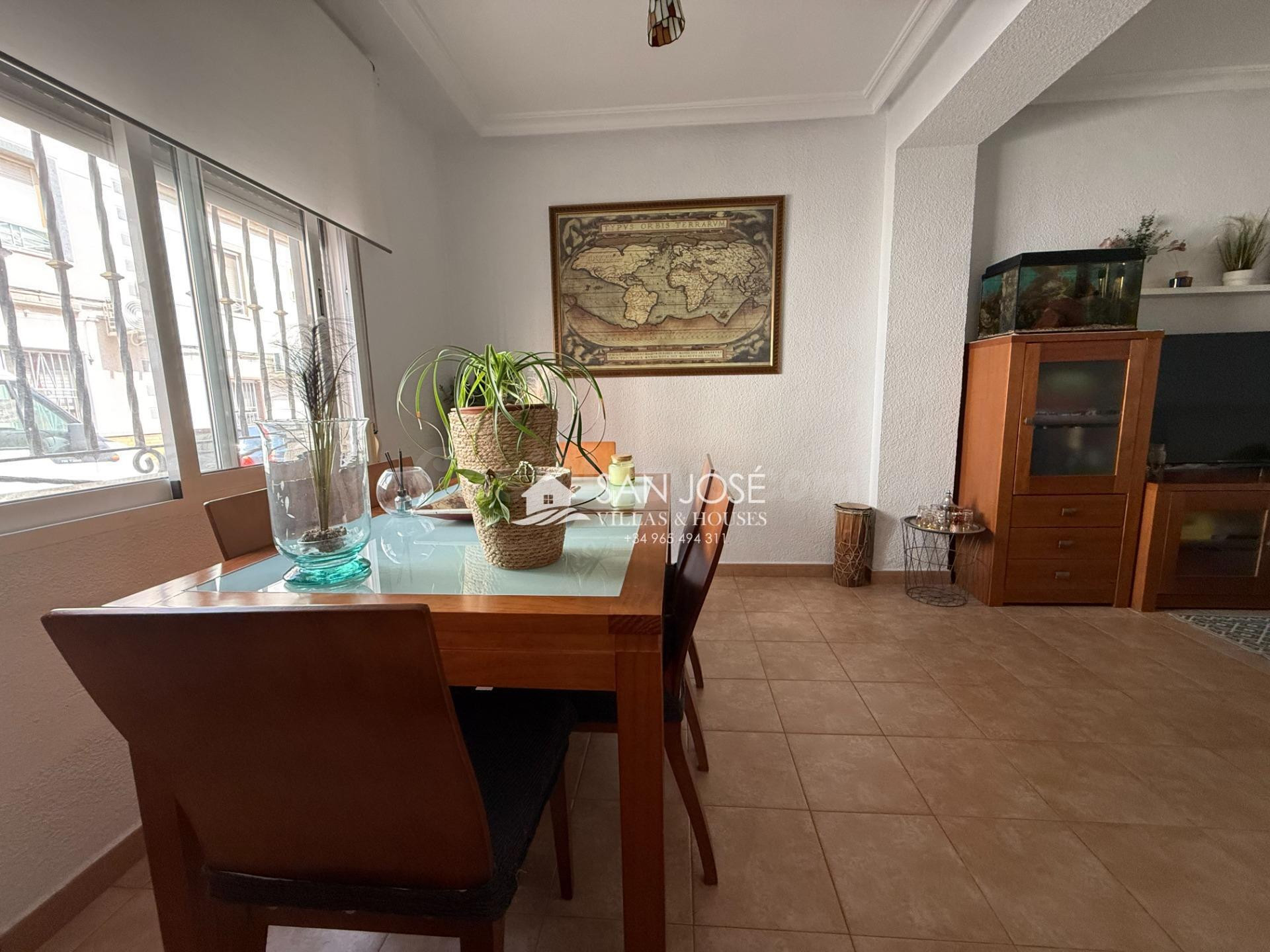 SE VENDE ADOSADO EN ASPE REFORMADO Y AMPLIA TERRAZA (ALQUILE - foto 3
