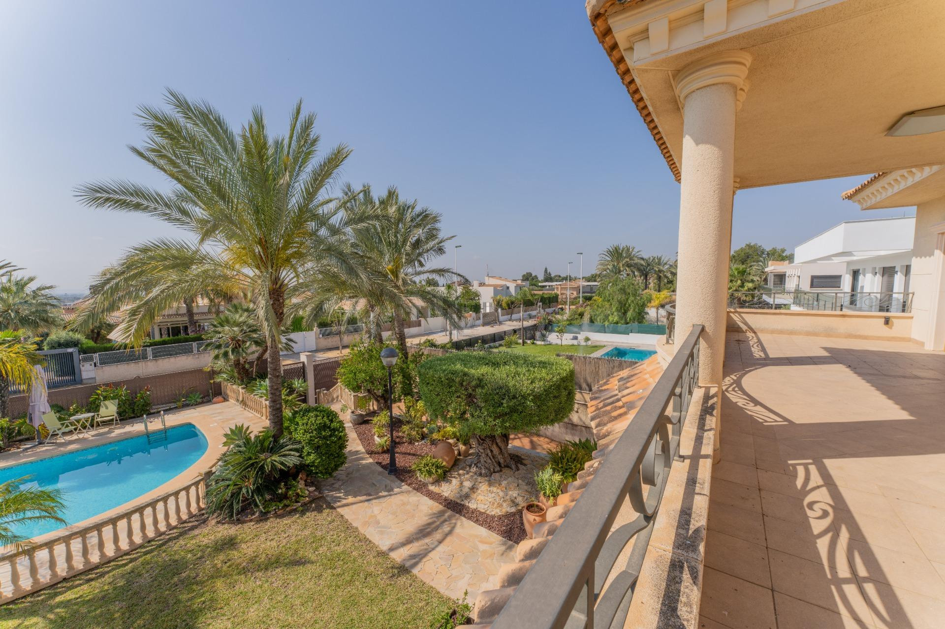 ¡¡¡CHALET EXCLUSIVO EN PEÑA LAS AGUILAS ZONA URBANA!!!... - foto 5