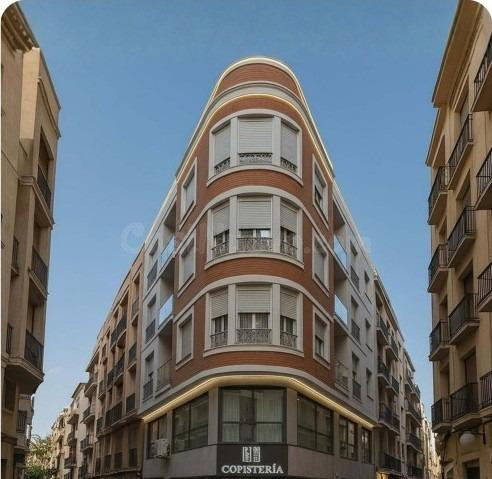 INMEJORABLE VIVIENDA EN EL CENTRO DE ELCHE