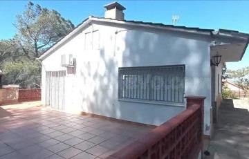 CASA OKUPADA EN VENTA EN Calle Taio 4 de CASTELLVI DE ROSANE - foto 3