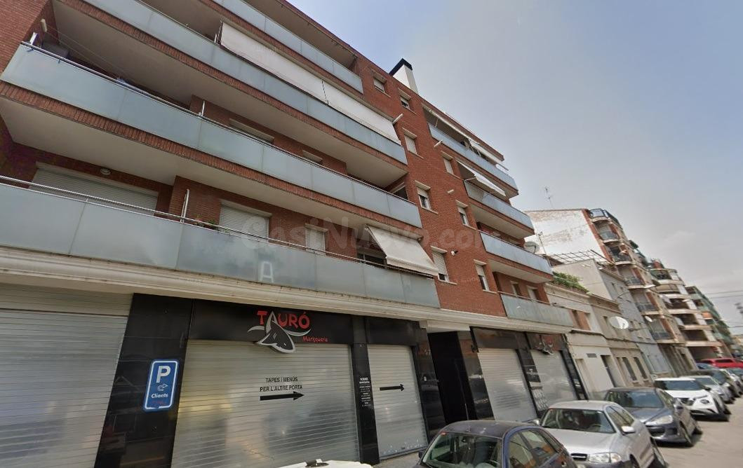 FANTÁSTICO PISO en Calle Trieta 5/ 2-7 de Manresa (Barcelona - foto 2