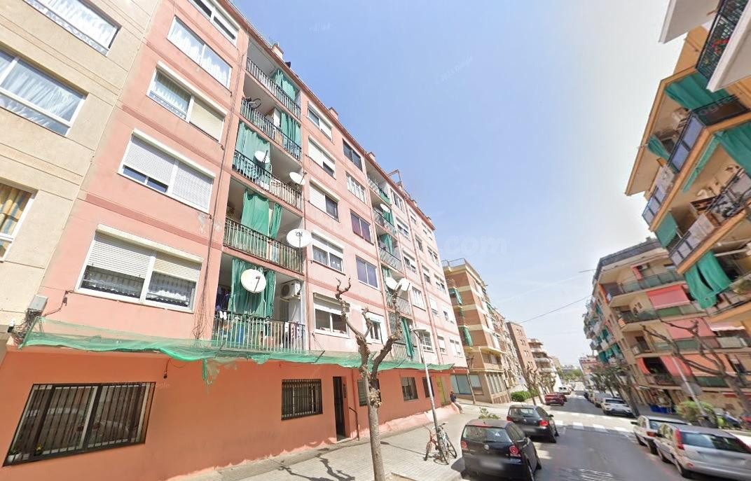 MARAVILLOSO PISO OKUPA en Calle Nuria 15 de Premià de Mar (B - foto 3