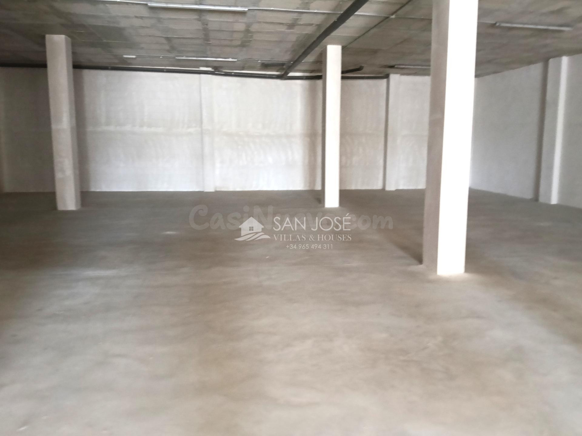 SE VENDE O SE ALQUILA LOCAL COMERCIAL AMPLIO Y DIAFANO EN AS - foto 5