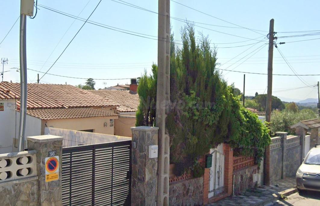 MARAVILLOSO CHALET en Esparreguera (Barcelona). - foto 2