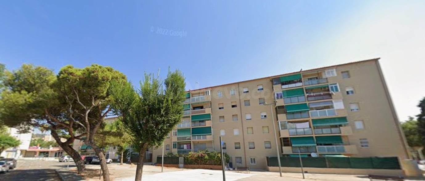 Se vende piso OKUPADO en Plaza Hispanitat 5 Viladecans, (Bar - foto 4