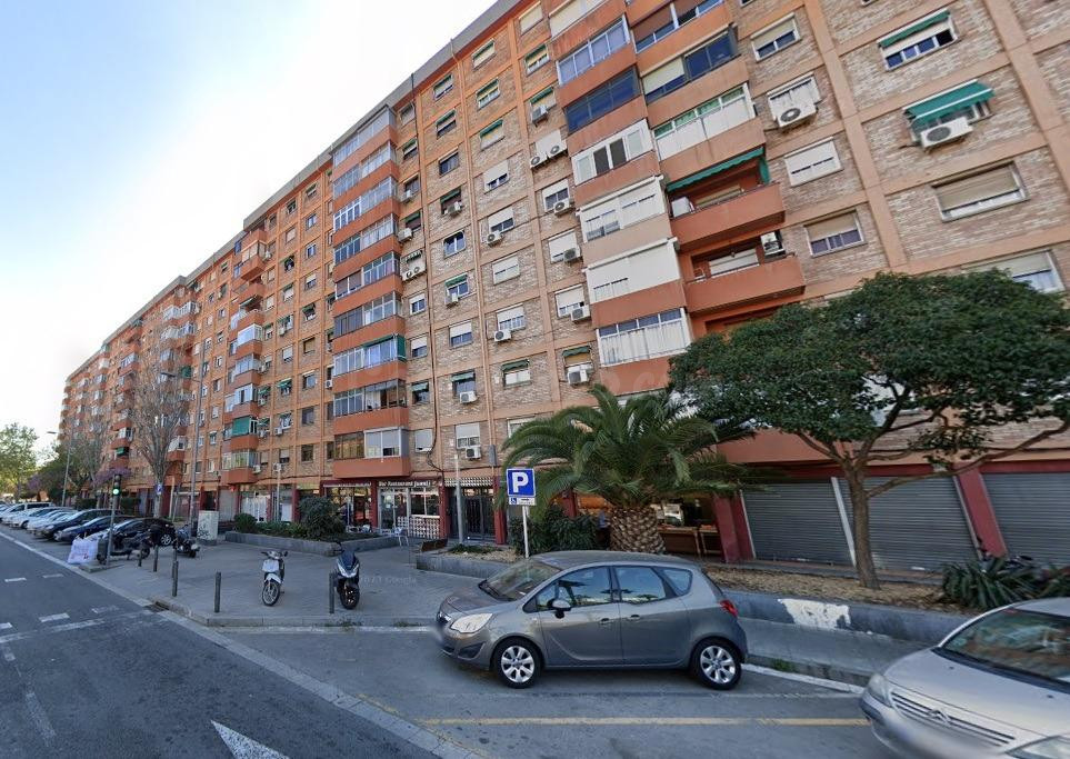 MARAVILLOSO PISO en Badalona (Barcelona) - foto 3