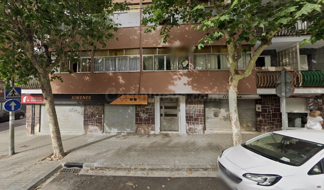 Se vende piso OKUPADO en Gatassa 73 de Mataró, Barcelona.