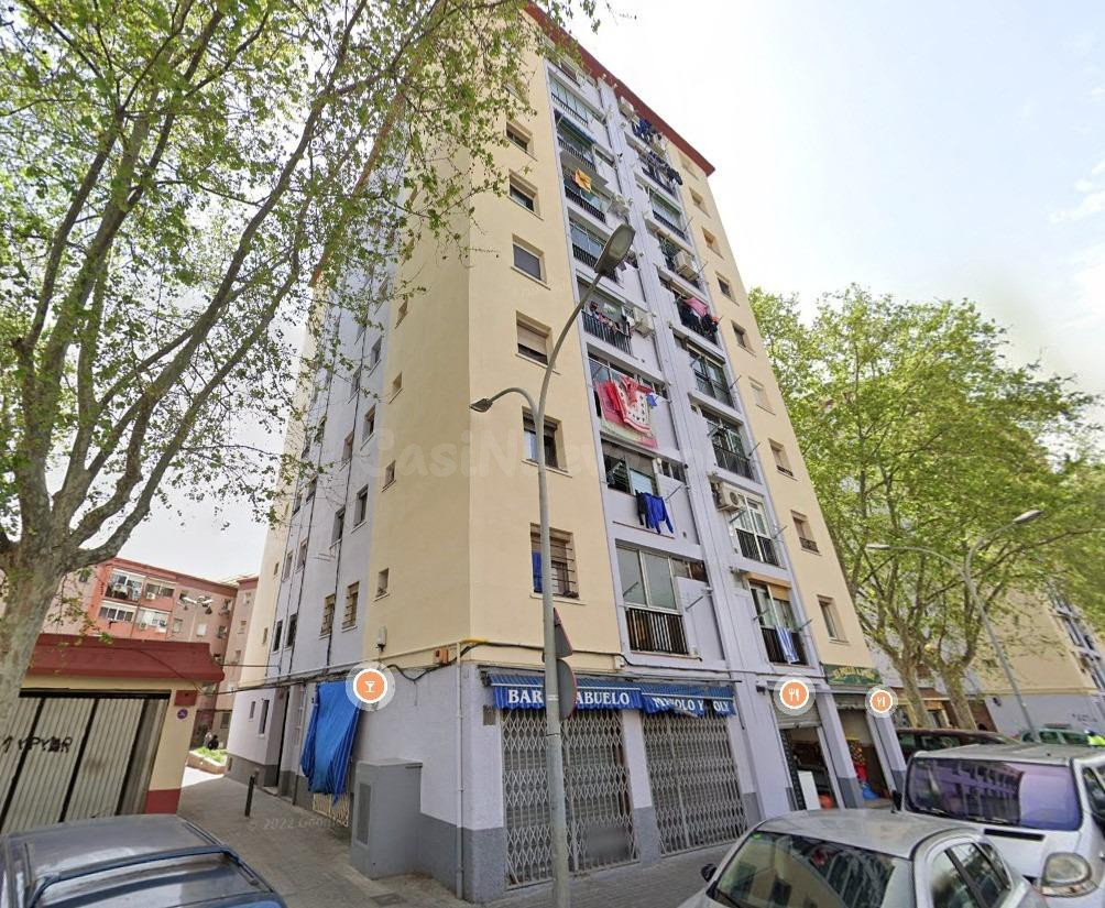 PISO OKUPADO EN BADALONA