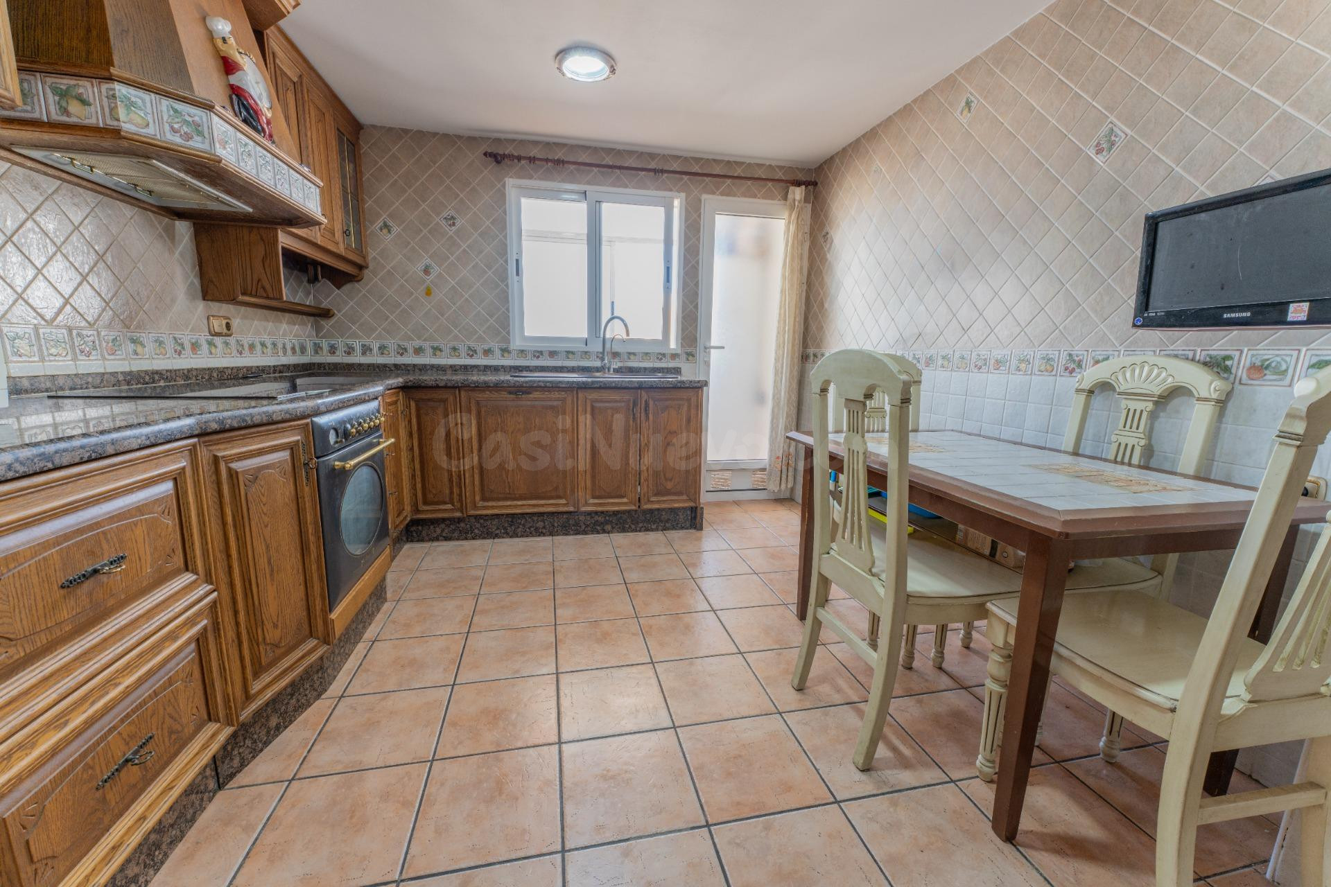 Gran oportunidad oportunidad vivienda amplia - foto 2