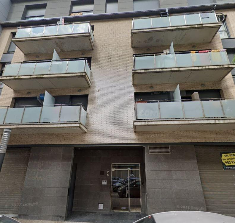 PISO + PARKING OKUPADOS EN GIRONA (Girona).