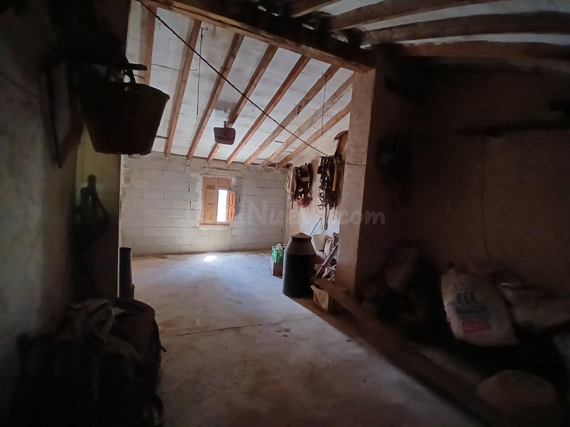 ¡¡ CASA PUEBLO PARA REFORMAR EN ALGUEÑA !! - foto 5