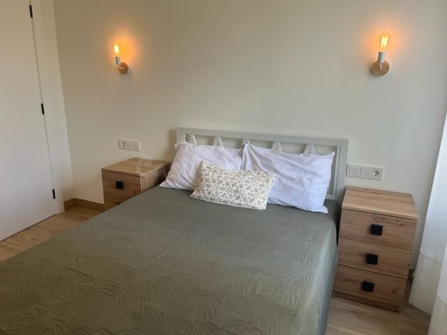 VIVIENDA NUEVA A ESTRENAR EN EL CENTRO DE LA CIUDAD - foto 3