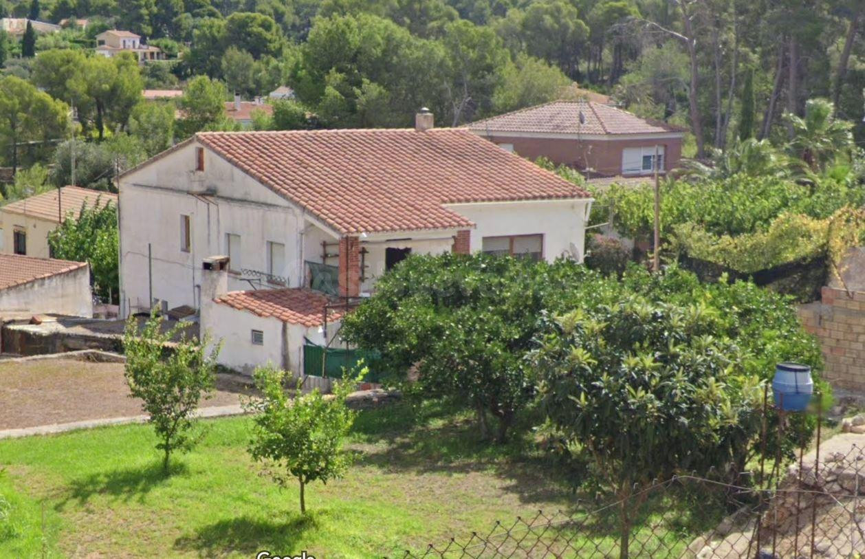 VENTA DE CASA OKUPADA EN TORTOSA (TARRAGONA)
