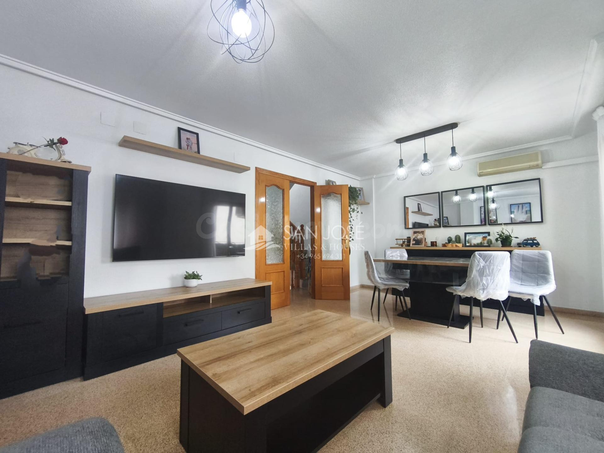 SE VENDE BUNGALOW EN ASPE