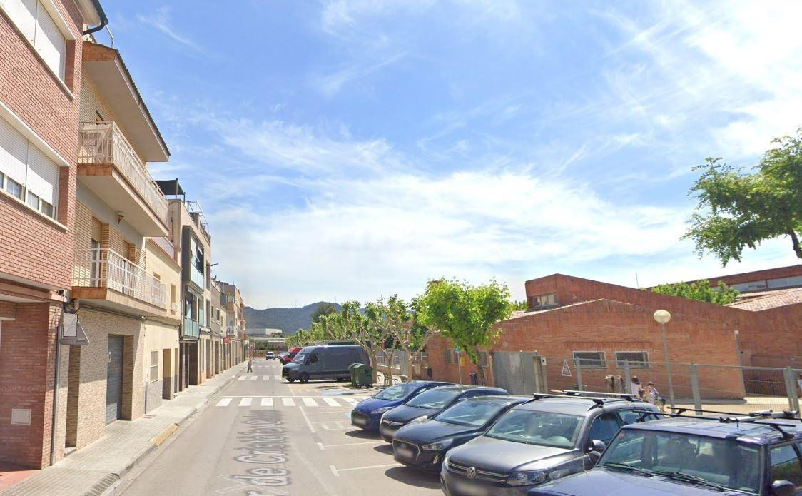 VENTA DE PISO OKUPADO EN Santa Margarida de Montbuí (BARCELO - foto 3