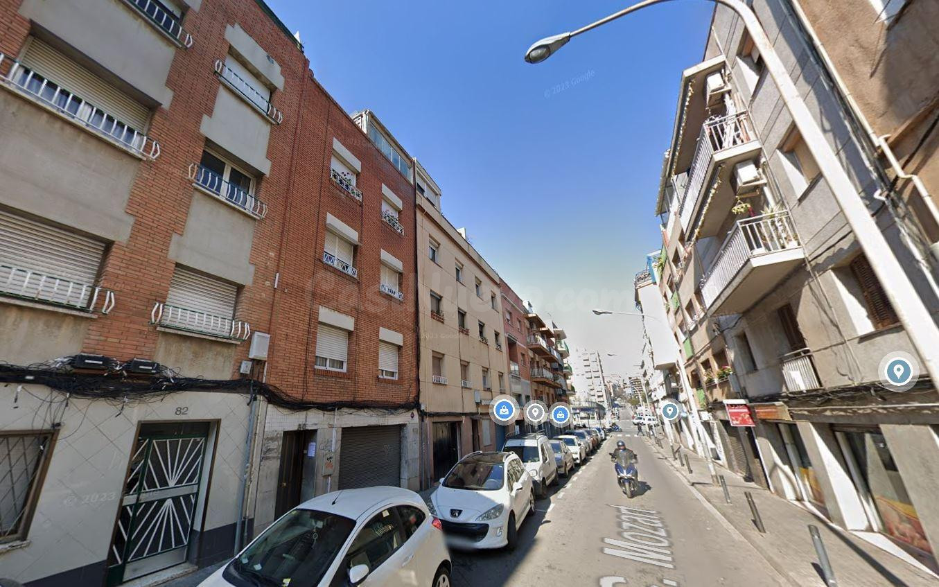 Se vende piso OKUPADO en Santa Coloma de Gramenet (Barcelona - foto 3