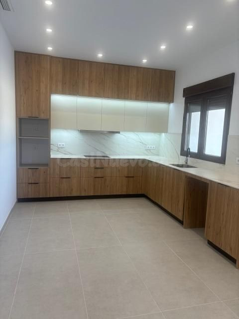 ¡Tu hogar ideal a un paso de la ciudad! Espectacular chalet 