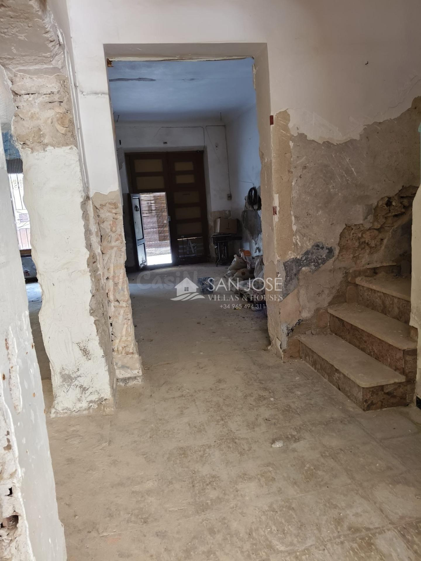 SE VENDE CASA EN MONFORTE DEL CID PARA REFORMAR - foto 5
