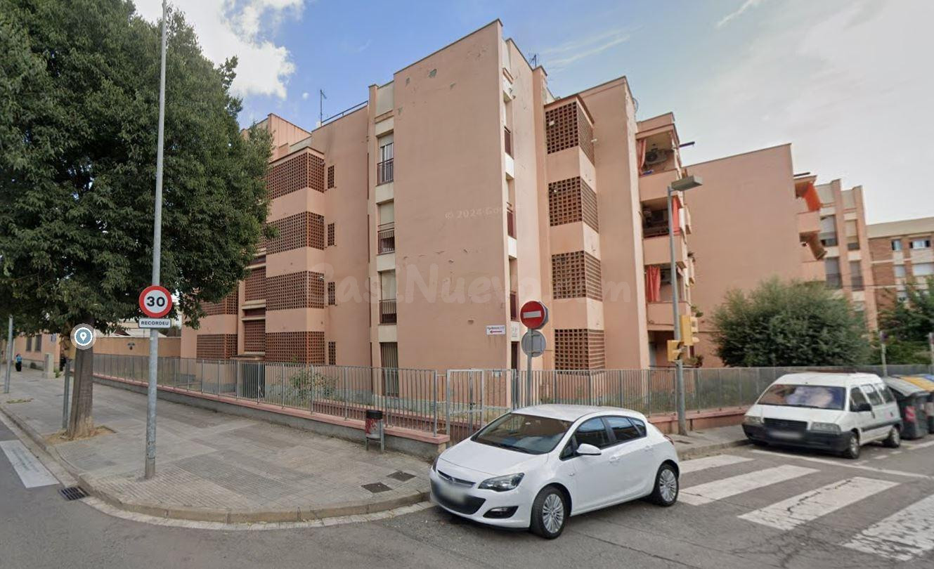PISO OKUPADO EN RUBÍ (BARCELONA).