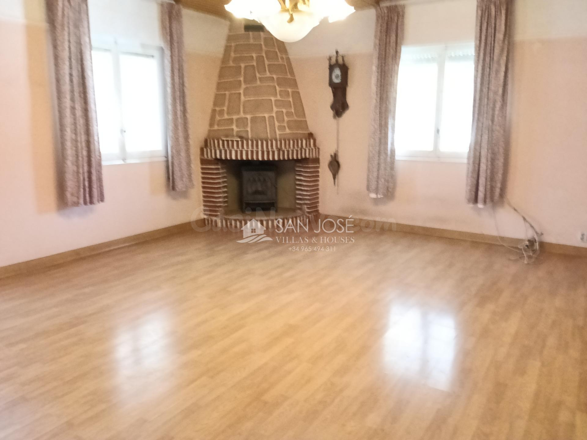 SE VENDE CHALET CON CASA DE INVITADOS PARA ENTRAR A VIVIR EN - foto 5