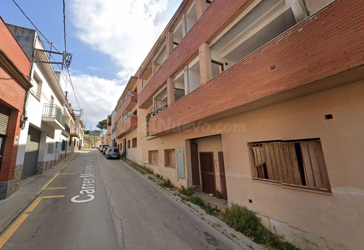 Se vende piso OKUPADO en Calle Ramón Y Cajal 31 de Tordera (