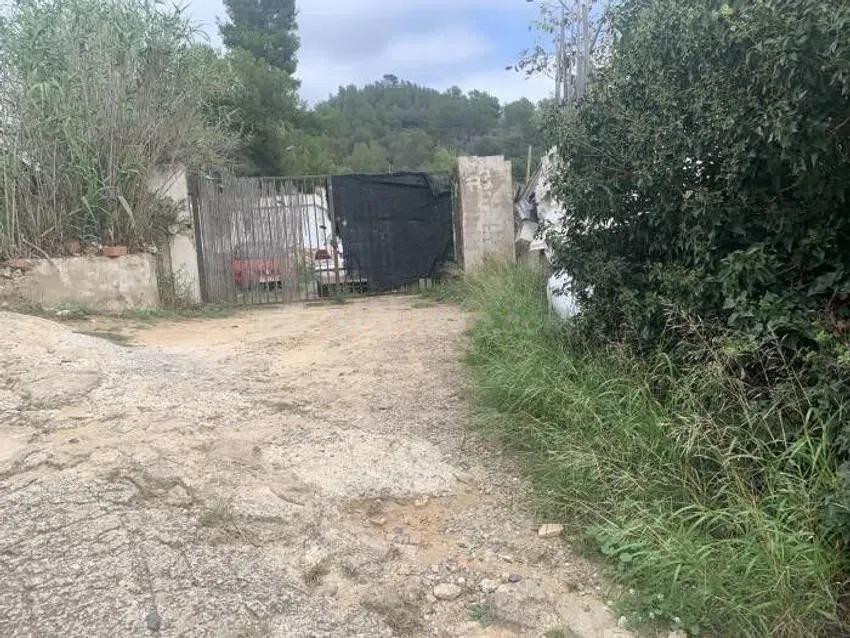 Se vende casa independiente OKUPA en Vilanova d'Escornalbou  - foto 2