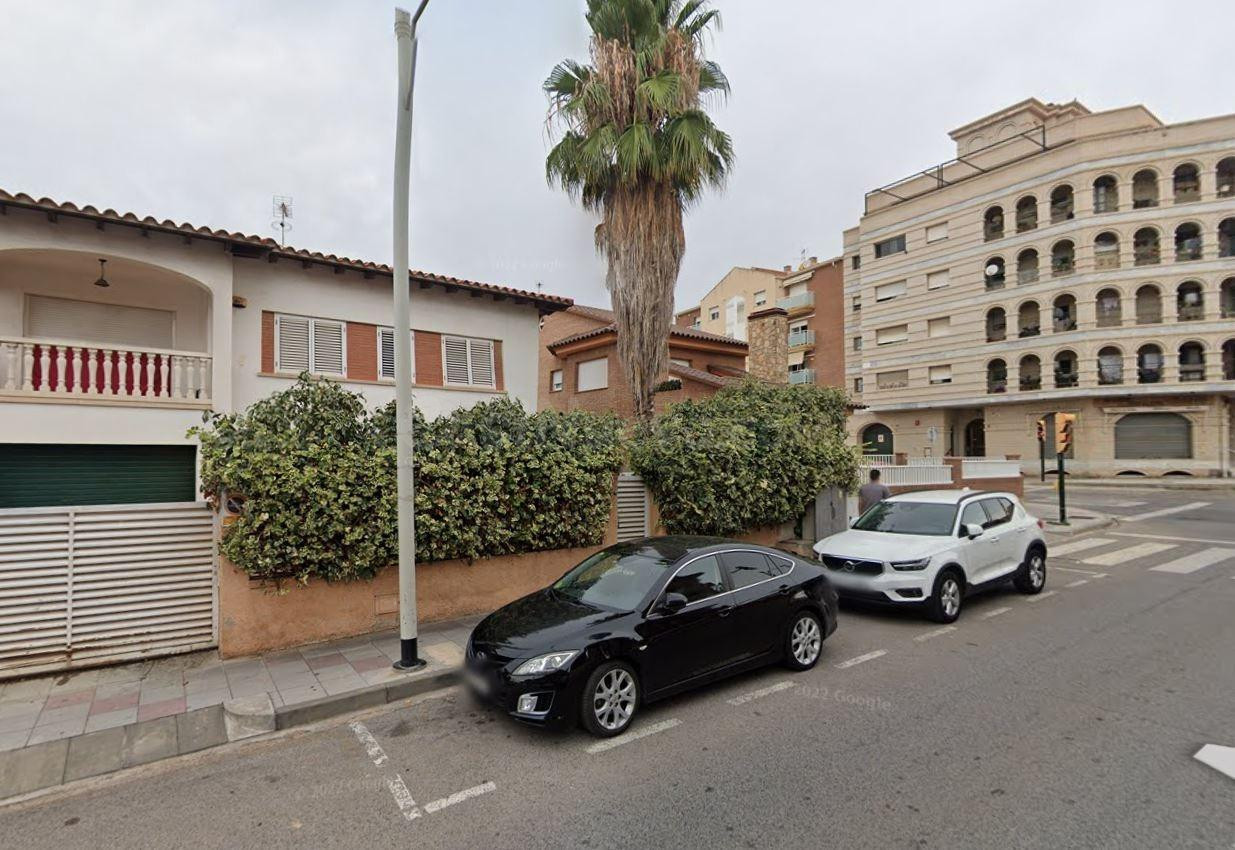 Se vende casa independiente OKUPA en El Vendrell (Tarragona)