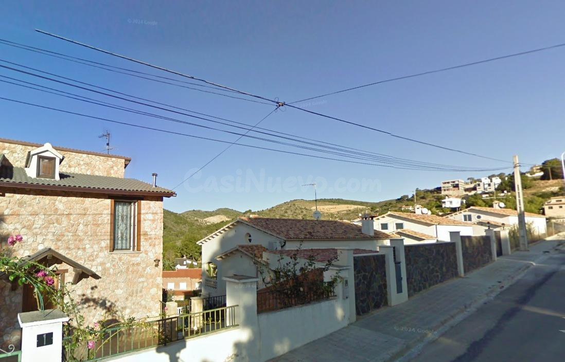 Se vende piso OKUPA en Gaudí de Roda de Barà (Tarragona) - foto 2