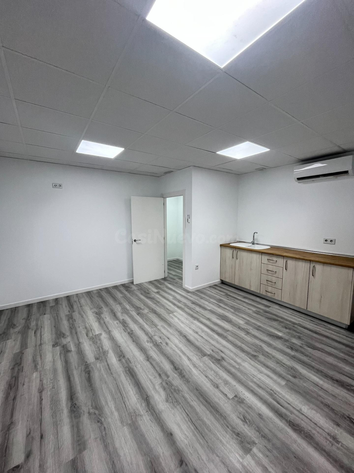 ALQUILER DE OFICINAS Y DESPACHOS COWORKING JUNTO A TIRO PICH - foto 4