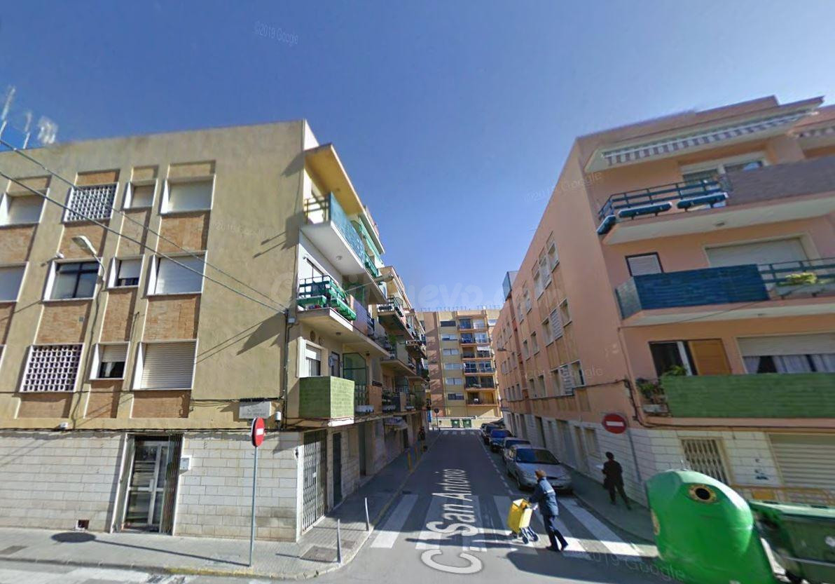 Se vende piso OKUPADO en Peñíscola (Castellón) - foto 3