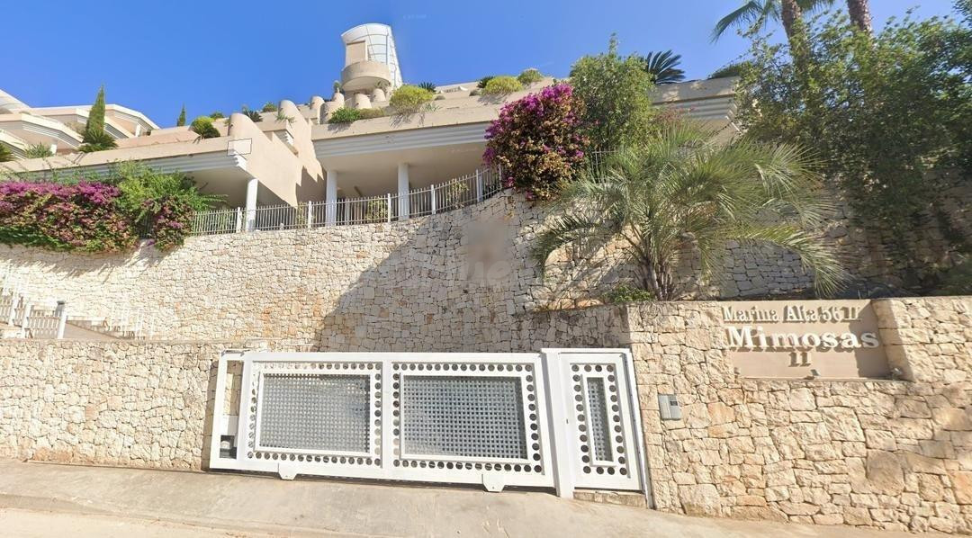 Se vende piso OKUPADO en Pedreguer (Alicante). - foto 2
