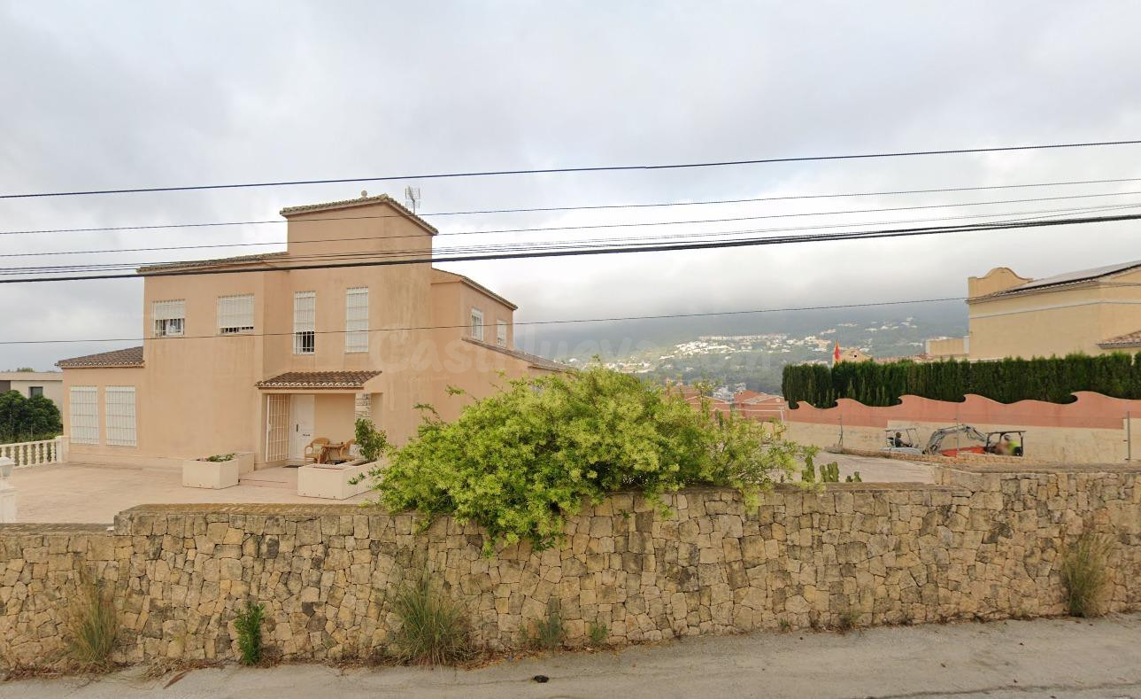 Se vende piso OKUPADO en Polígono Gargasindi Nº 6 Calpe/Calp