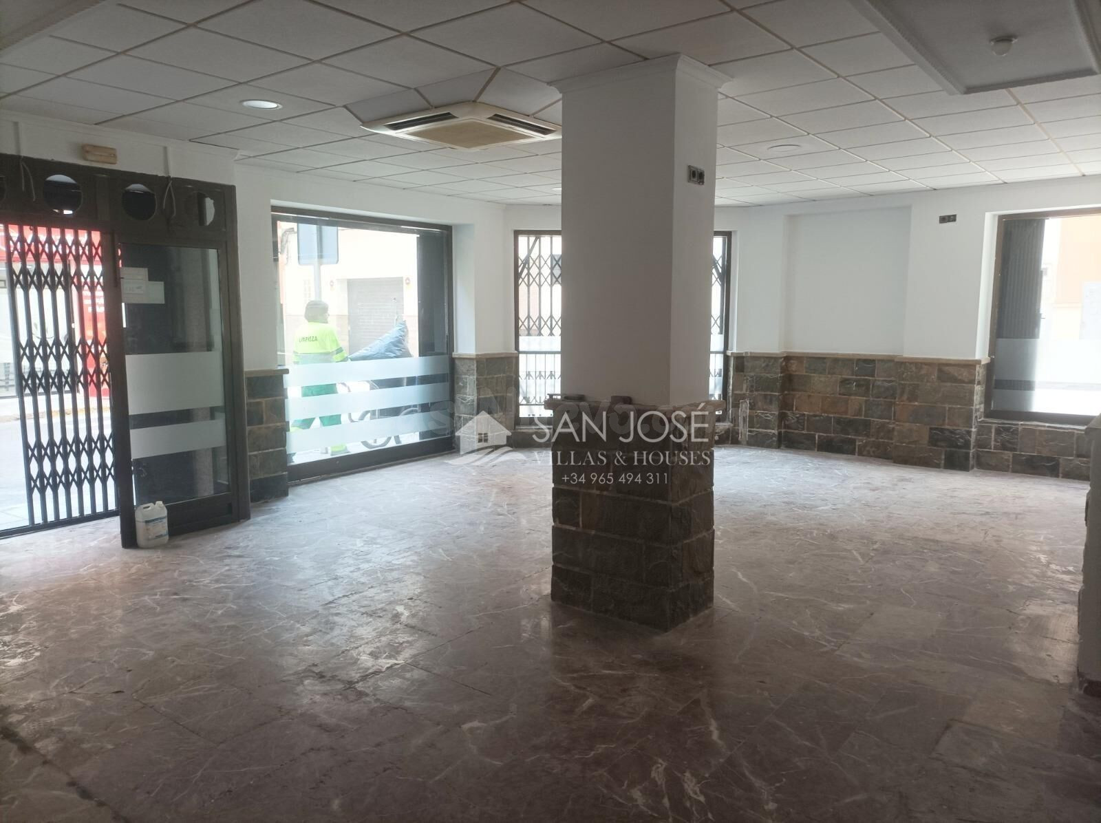 ALQUILER DE LOCAL COMERCIAL EN EL CENTRO DE ELCHE