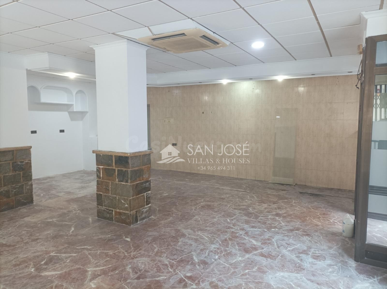 ALQUILER DE LOCAL COMERCIAL EN EL CENTRO DE ELCHE - foto 3