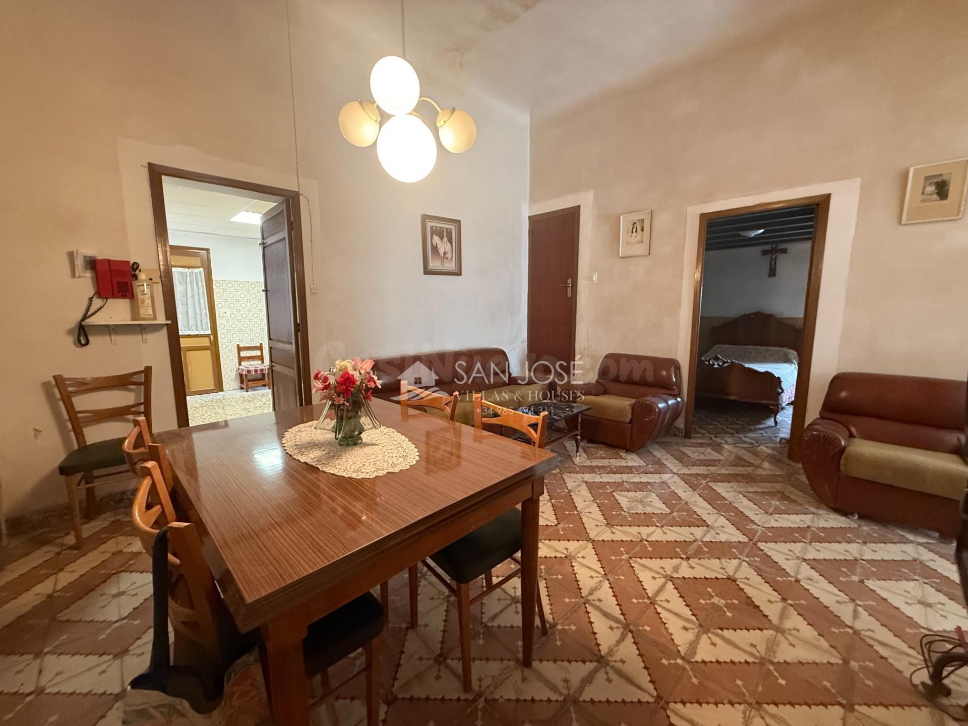 SE VENDE CASERÓN EN LA PARTIDA DE LA ALCANÁ DE LA ROMANA - foto 2