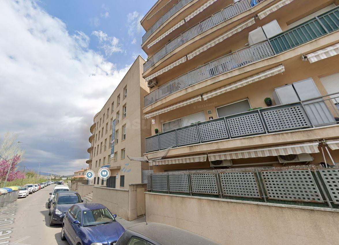 Se vende piso OKUPA en Montornès del Vallès (Barcelona). - foto 3