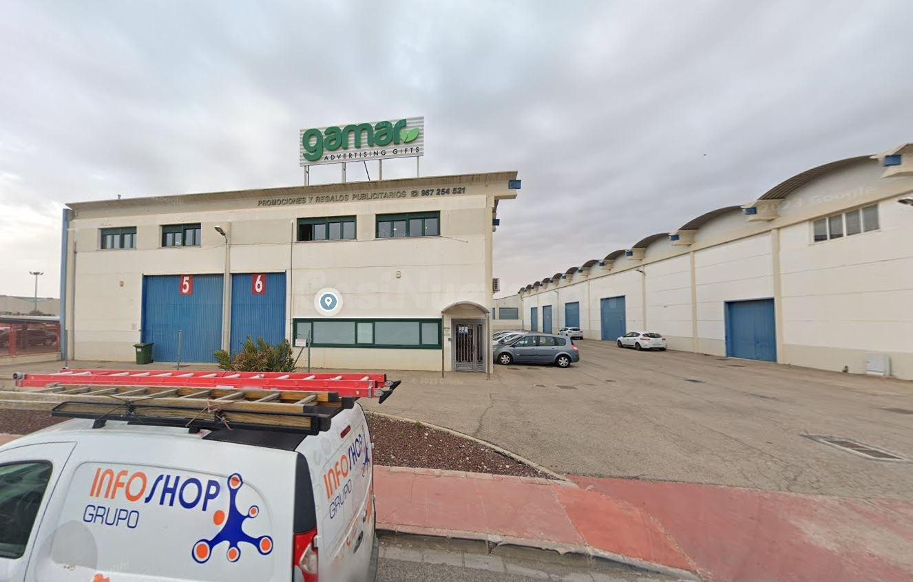 Se vende nave industrial OKUPA en Albacete (Albacete). - foto 2