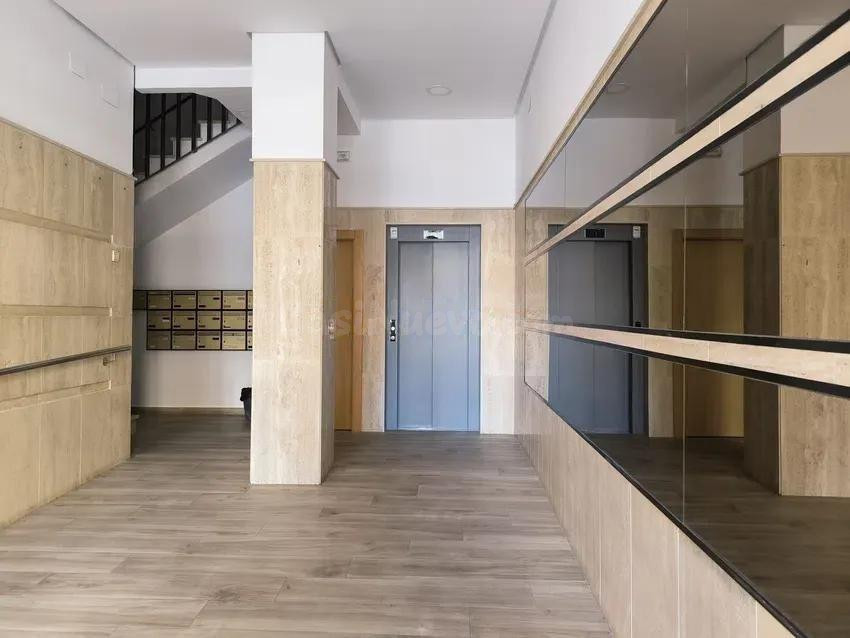 Se vende piso OKUPADO en Calle Baños Nº 36 Albacete (Albacet - foto 2