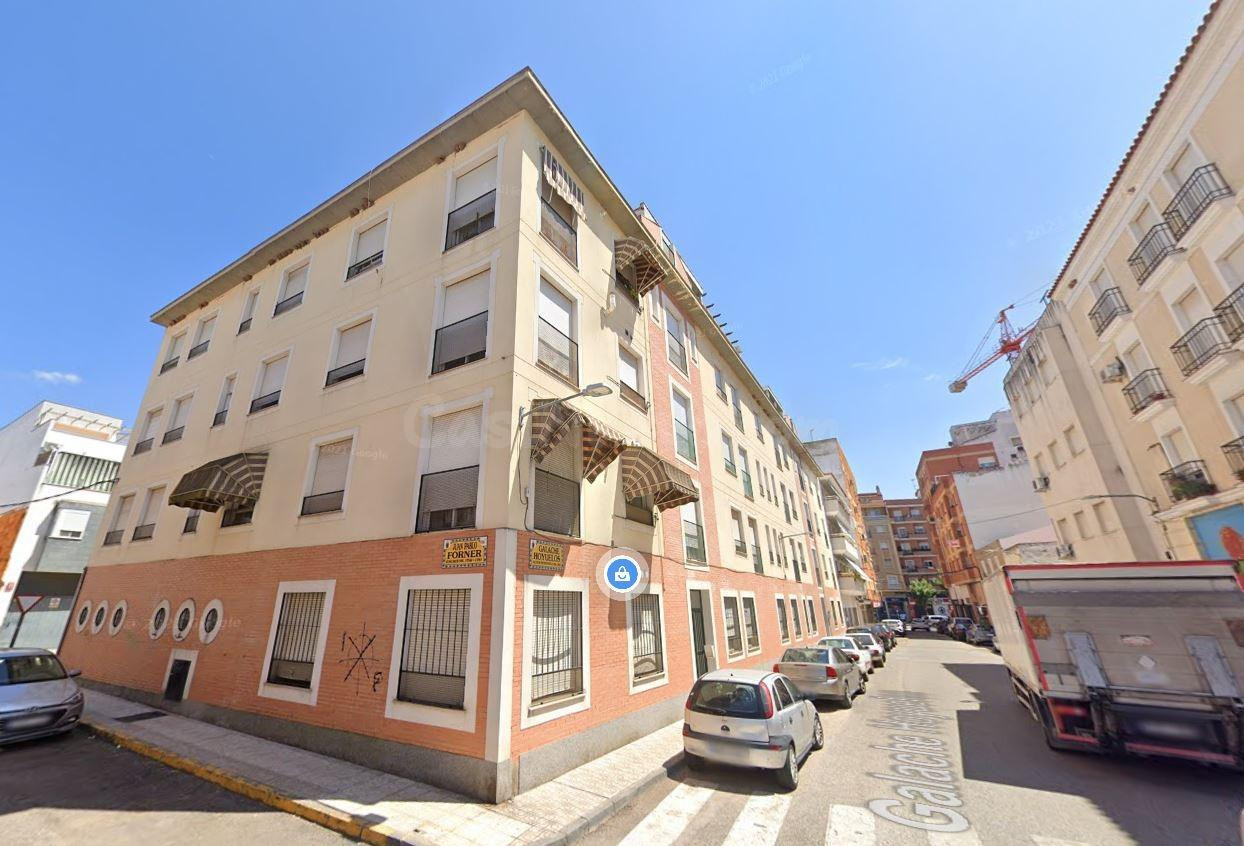 Se vende piso OKUPA en Badajoz (Badajoz).