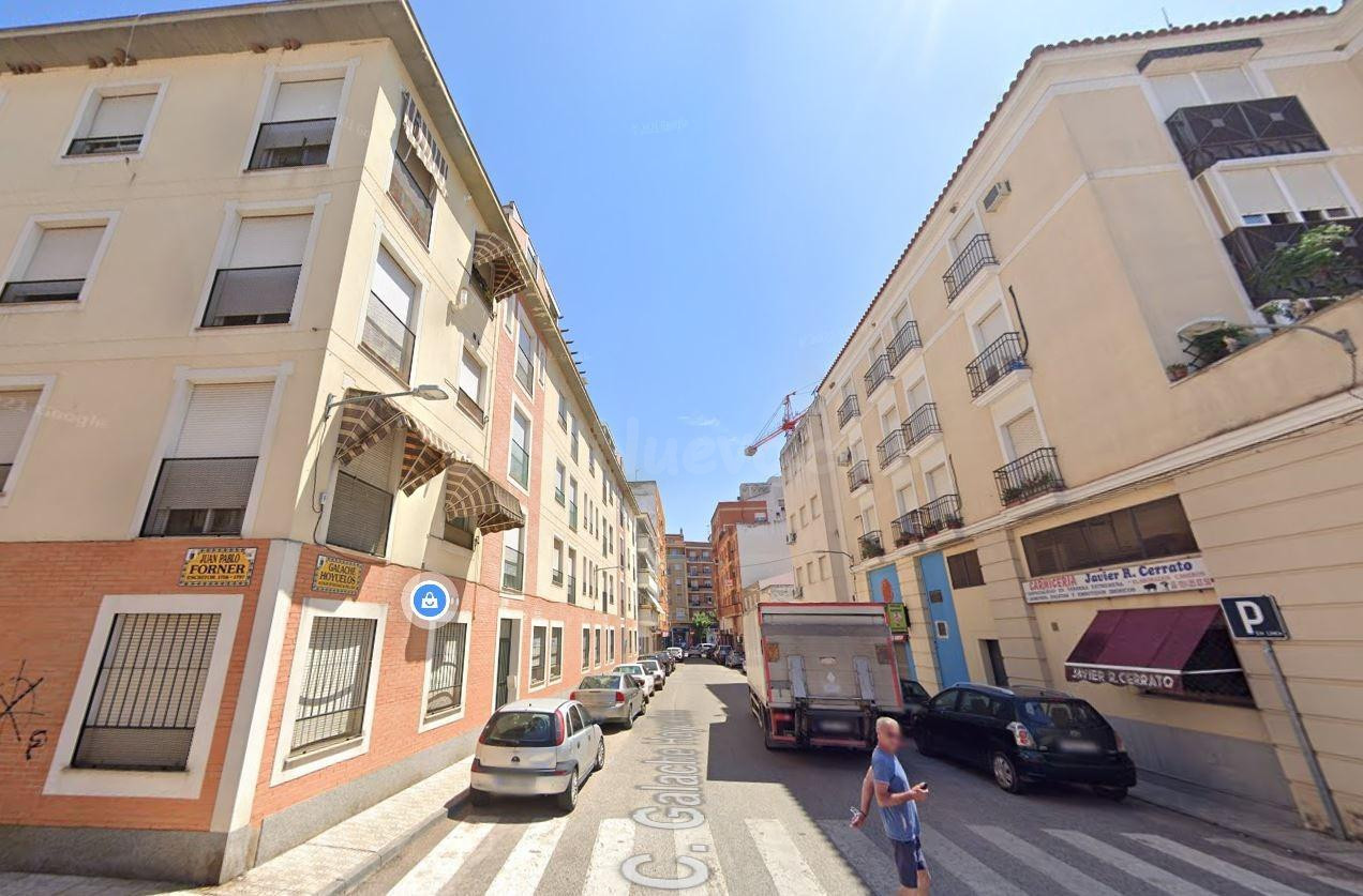 Se vende piso OKUPA en Badajoz (Badajoz). - foto 3