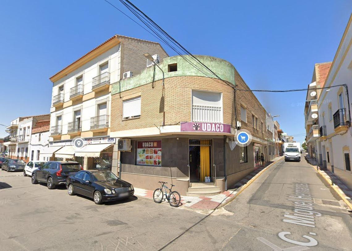 Se vende piso OKUPA en Calamonte (Badajoz).