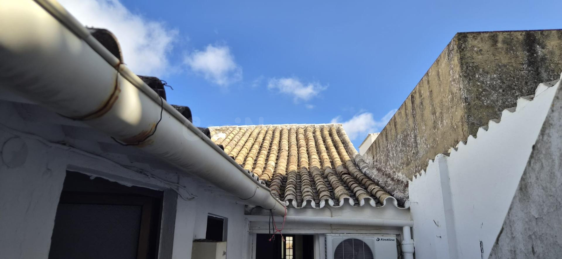 CASA INDEPENDIENTE EN CALLE DIPUTACION PROVINCIAL - foto 2