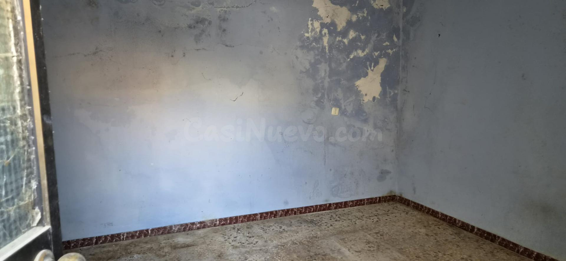 CASA INDEPENDIENTE EN CALLE DIPUTACION PROVINCIAL - foto 5