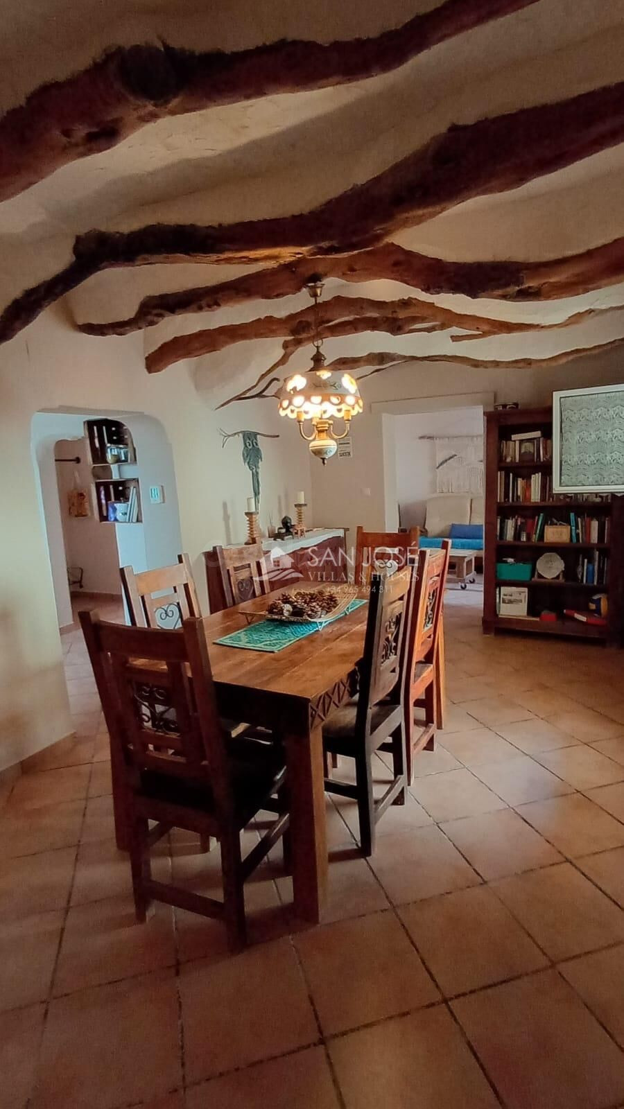 VENTA DE FANTASTICO CHALET EN ASPE - foto 2