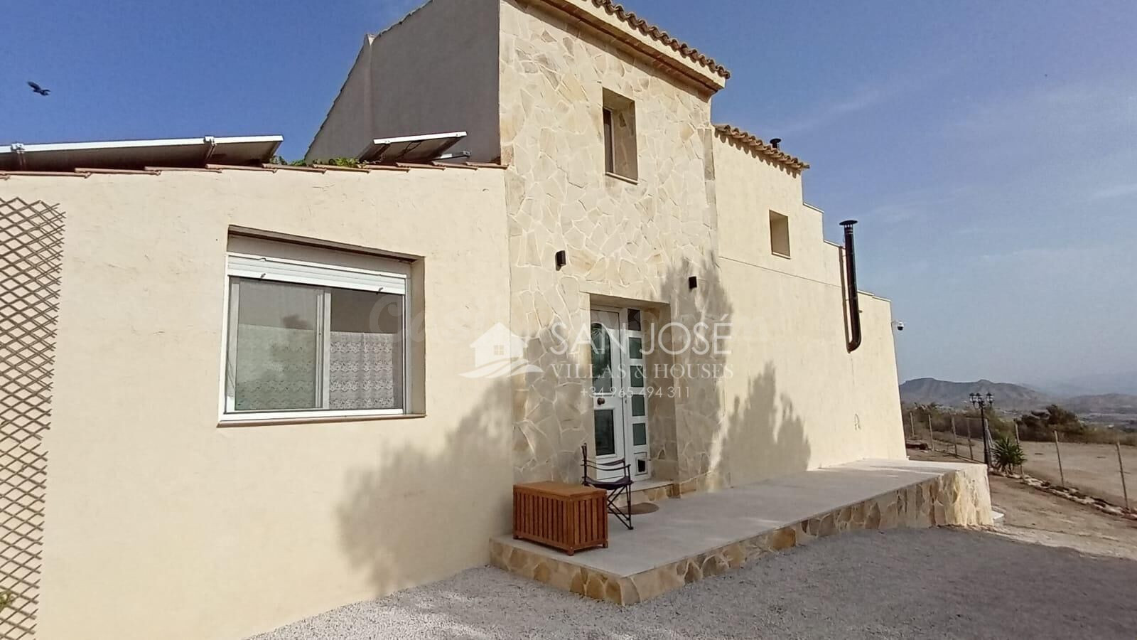 VENTA DE FANTASTICO CHALET EN ASPE - foto 4