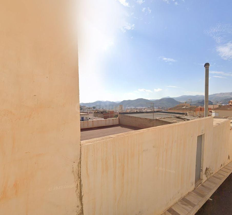 Se vende dúplex OKUPA en Olula del Río (Almería).