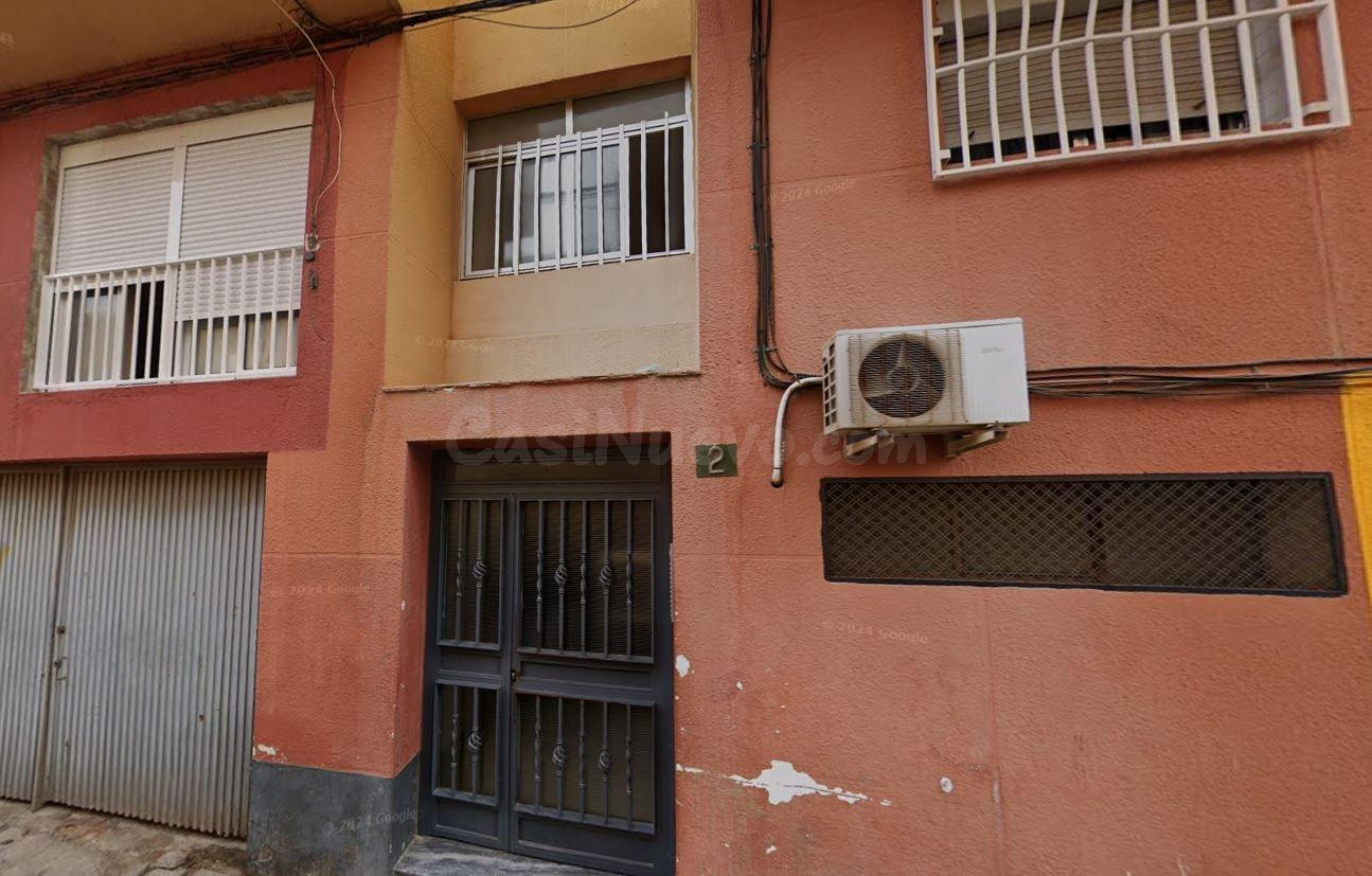 Se vende piso OKUPA en Almería (Almería). - foto 3