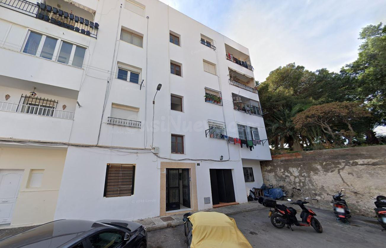 Se vende piso OKUPA en Almería (Almería). - foto 2