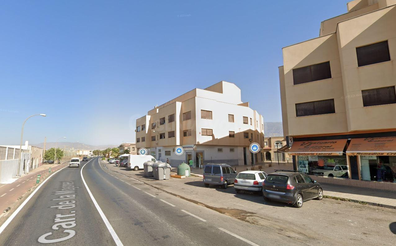 Se vende piso OKUPA en Mojonera Ejido (El) (Almería) - foto 3