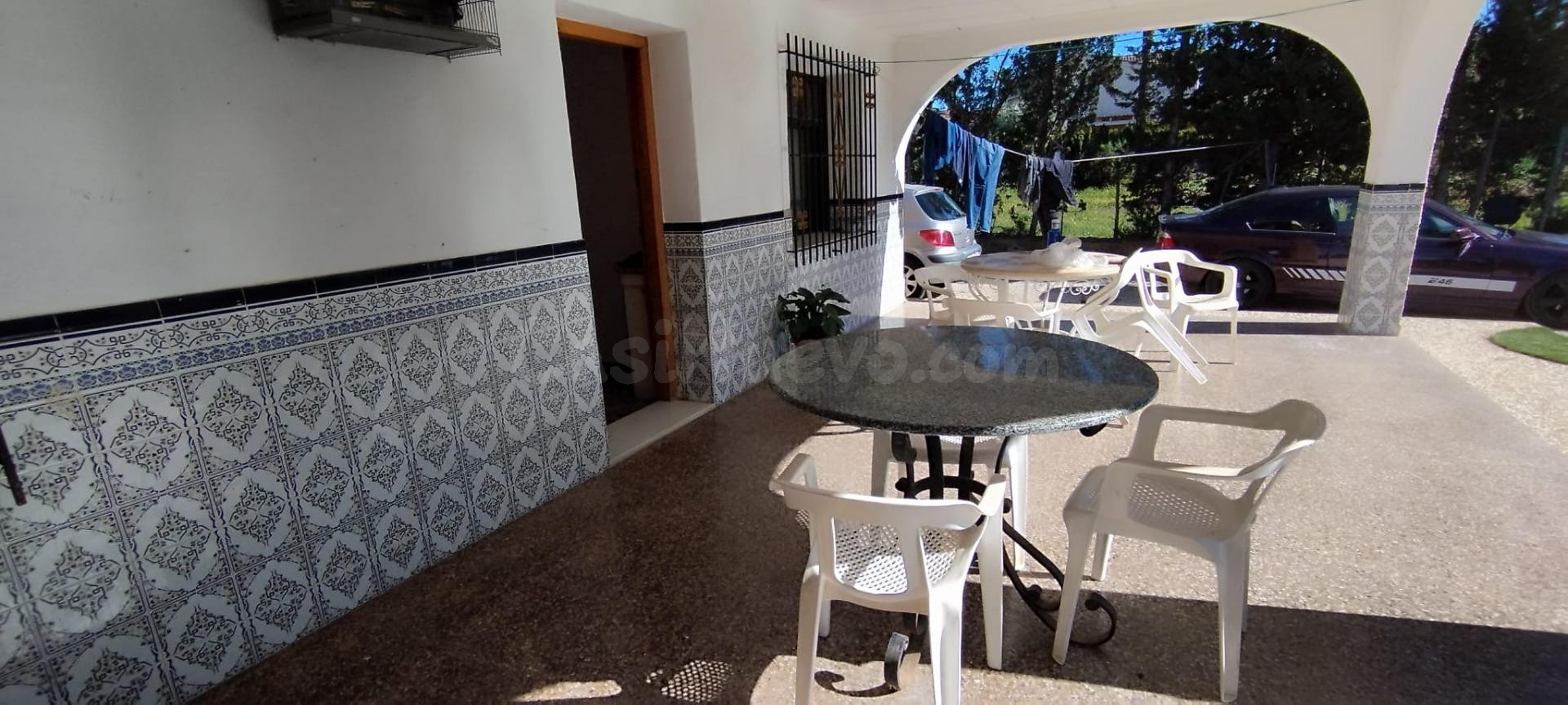Amplia Casa en Matola Ideal para Reformar - foto 4